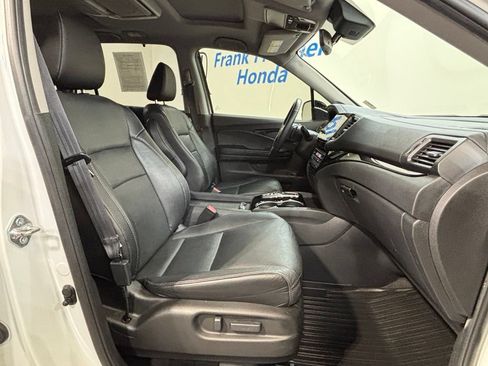 Certified 2020 Honda Pilot Elite image 40