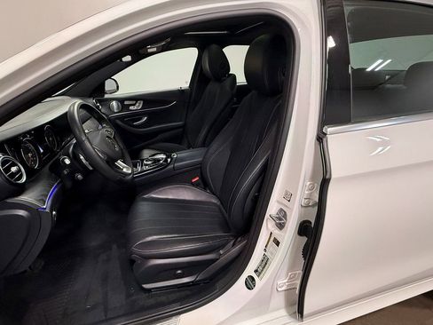 Used 2017 Mercedes-Benz E 300 4MATIC image 12