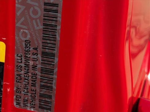 Used 2021 Jeep Wrangler Unlimited Sahara image 25