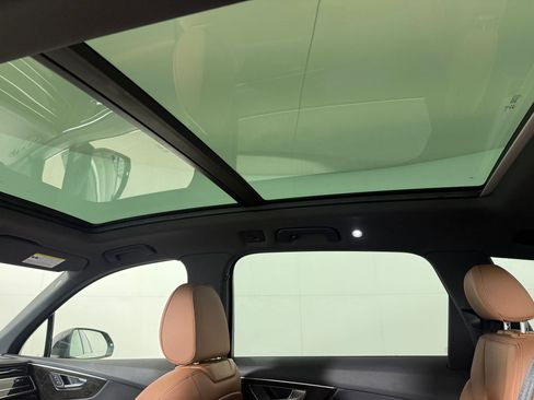 Certified 2023 Audi Q7 3.0T Premium w/ Convenience Package image 14