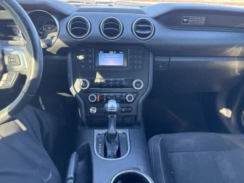 Used 2020 Ford Mustang Coupe image 20