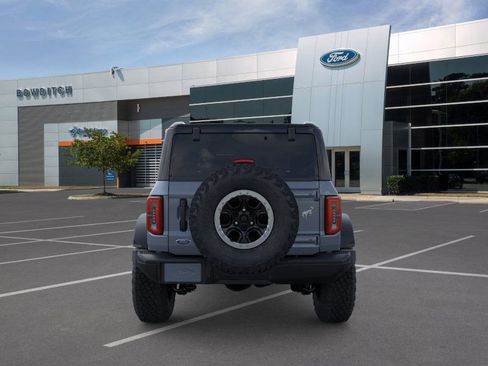 New 2025 Ford Bronco Badlands w/ Sasquatch Package AWD/4WD image 5