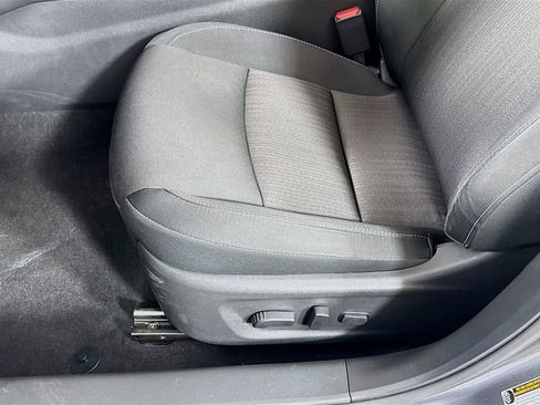 Used 2024 Nissan Altima 2.5 SV w/ SV Premium Package FWD image 23