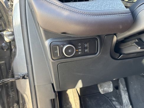 Used 2025 Ford Explorer Platinum w/ LUX Leather Package image 14