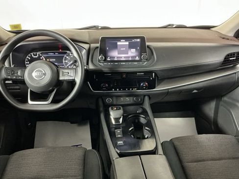 Used 2021 Nissan Rogue SV FWD image 18