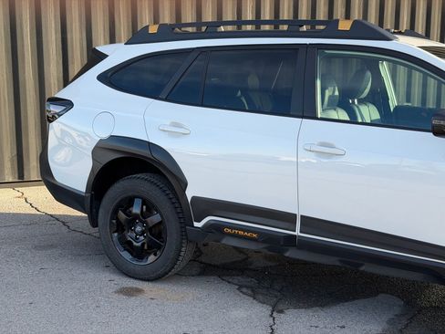 Used 2022 Subaru Outback Wilderness w/ Wilderness Package image 5