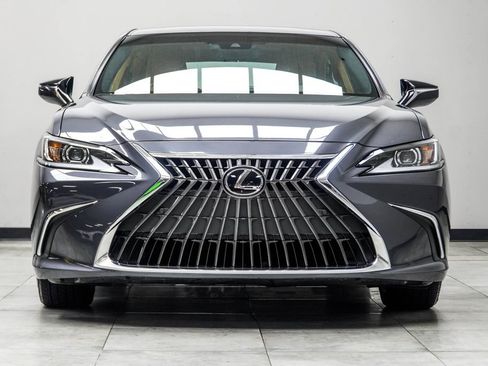 Used 2025 Lexus ES 350 w/ Premium Package image 7