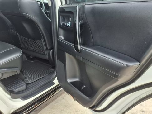 Used 2019 Toyota 4Runner Limited AWD/4WD image 21