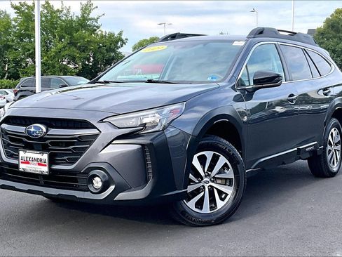 Used 2024 Subaru Outback Premium AWD/4WD image 1