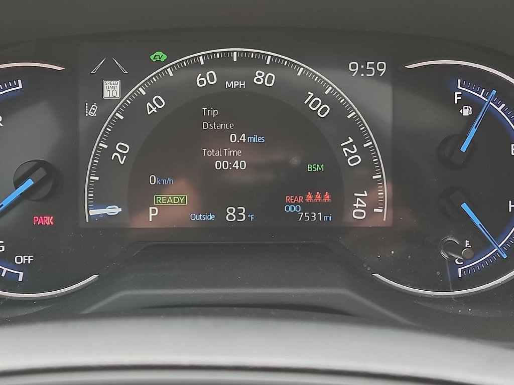 Used 2025 Toyota RAV4 XLE w/ Convenience Package AWD/4WD image 22
