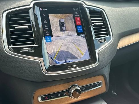Certified 2024 Volvo XC90 B6 Plus w/ Protection Package Premier AWD/4WD image 24