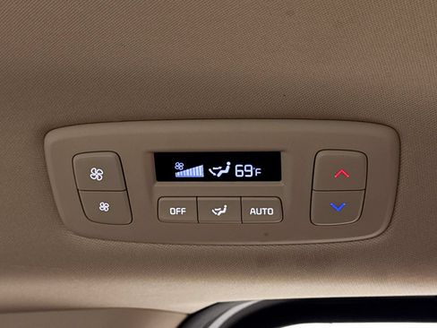 Certified 2024 Kia Carnival SX Prestige FWD image 34