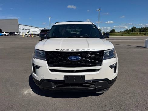 Used 2019 Ford Explorer Sport w/ Equipment Group 401A AWD/4WD image 2