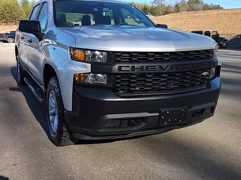 Used 2019 Chevrolet Silverado 1500 W/T w/ Trailering Package image 2