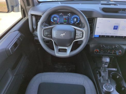 New 2026 Ford Bronco 4-Door image 16