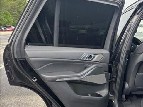 Used 2023 BMW X5 xDrive40i w/ M Sport Package AWD/4WD image 17