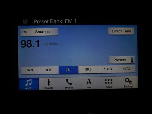 Used 2018 Ford F150 Platinum w/ Equipment Group 701A Luxury image 46