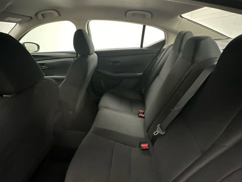 Used 2024 Nissan Sentra S image 10