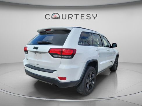 Used 2021 Jeep Grand Cherokee Freedom Edition AWD/4WD image 3