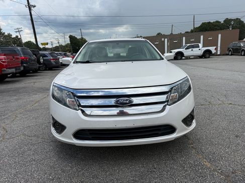 Used 2010 Ford Fusion SEL FWD image 2