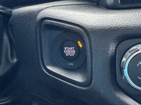 Used 2024 Jeep Wrangler Unlimited Sport AWD/4WD image 28