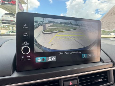 Certified 2025 Honda Pilot Elite image 19