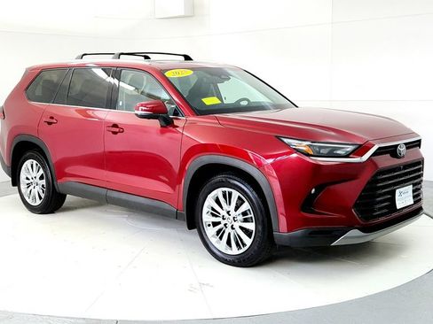 Certified 2025 Toyota Grand Highlander AWD image 7