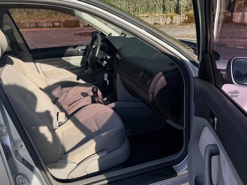 Used 2001 Volkswagen Golf GLS image 30