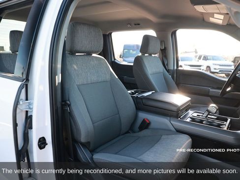 Used 2023 Ford F150 Lightning XLT image 15