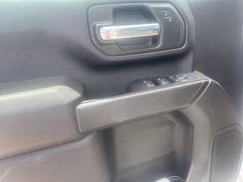 Used 2024 Chevrolet Silverado 2500 Custom w/ Custom Value Package image 14