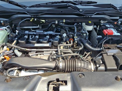 Used 2018 Honda Civic Touring image 28