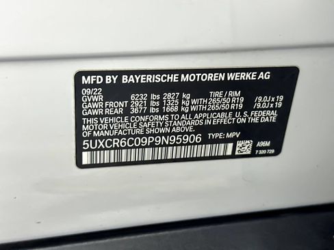 Used 2023 BMW X5 xDrive40i AWD/4WD image 28
