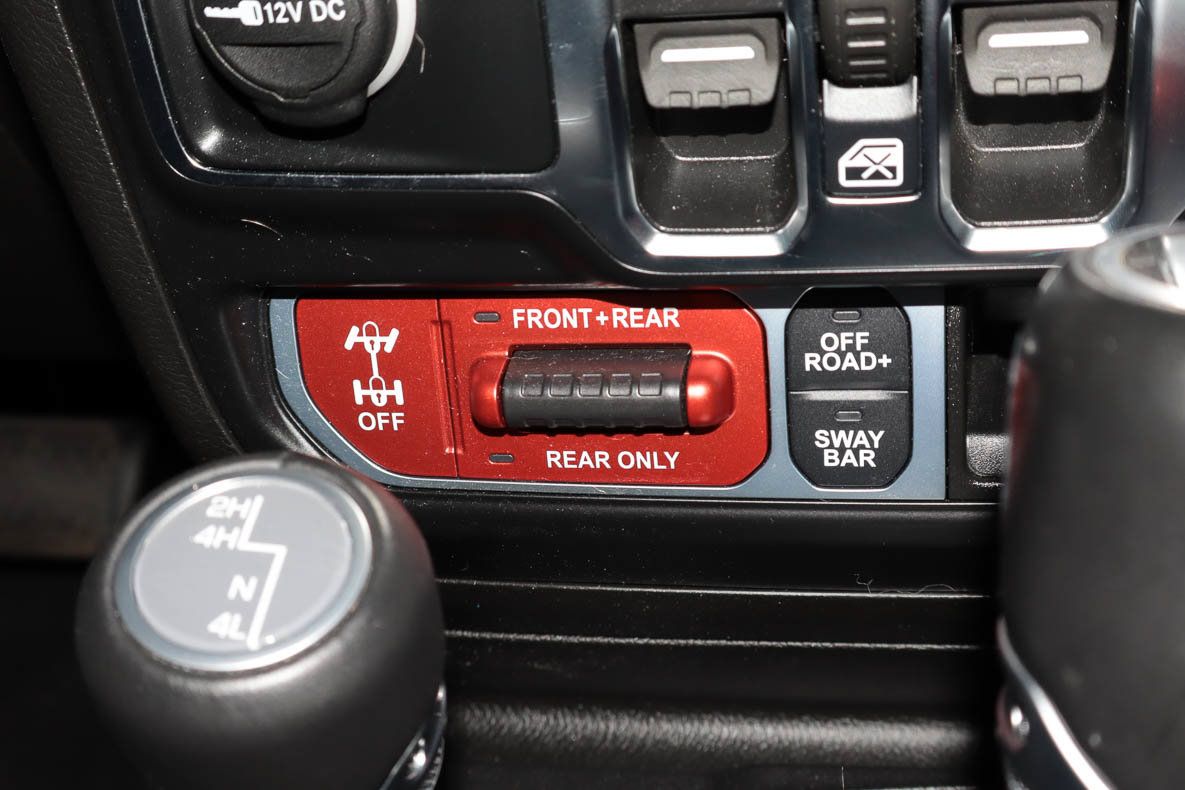 Used 2022 Jeep Wrangler Unlimited Rubicon AWD/4WD image 12