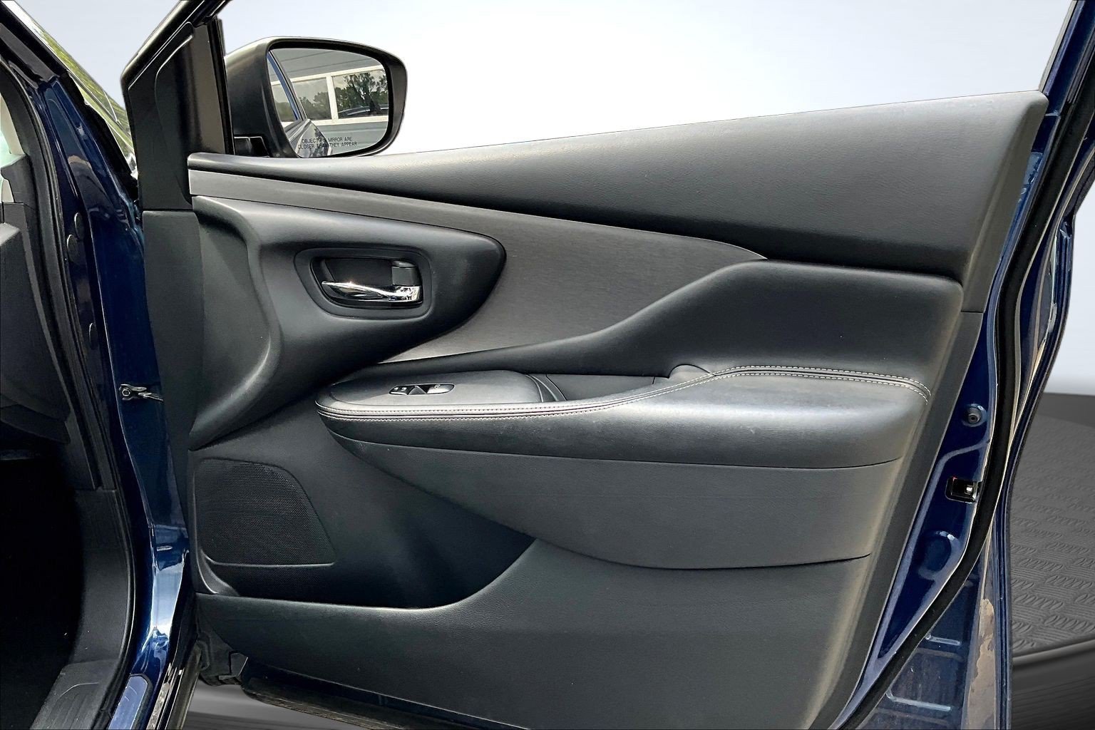 Used 2019 Nissan Murano S FWD image 25