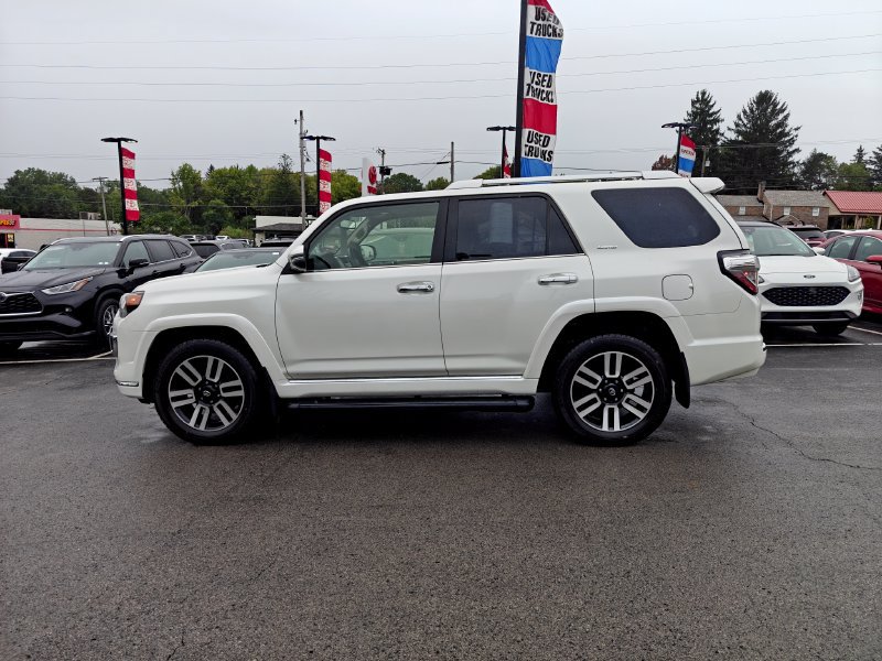 Used 2023 Toyota 4Runner Limited AWD/4WD image 7