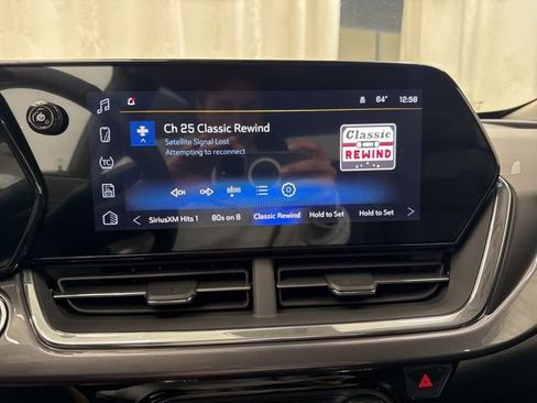 New 2026 Chevrolet Trax ACTIV w/ Sunroof Package FWD image 26