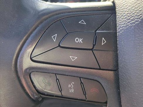 Used 2015 Dodge Charger SE w/ Sport Appearance Group image 15