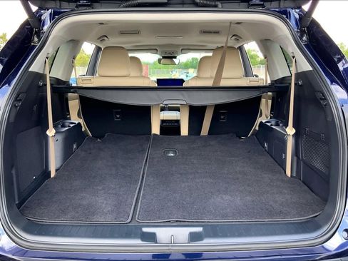 Used 2024 Toyota Highlander Limited image 34