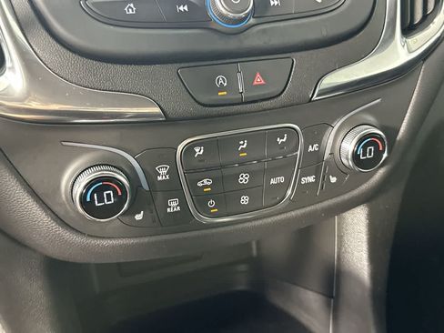 Used 2024 Chevrolet Equinox LT FWD image 13