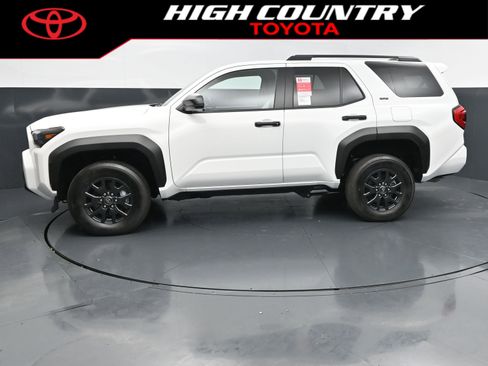 New 2026 Toyota 4Runner SR5 AWD/4WD image 2