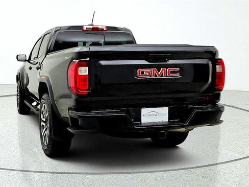 Used 2024 GMC Canyon AT4 w/ AT4 Premium Package AWD/4WD image 7