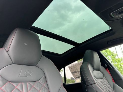 New 2026 Audi SQ8 Prestige AWD/4WD image 17