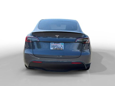 Used 2022 Tesla Model Y Performance AWD/4WD image 4