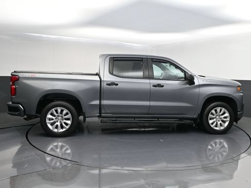 Used 2021 Chevrolet Silverado 1500 Custom AWD/4WD image 8