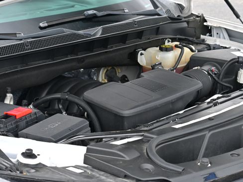 Used 2021 Chevrolet Tahoe High Country image 38