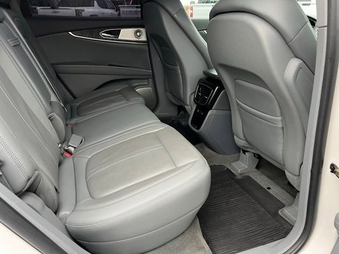 Used 2019 Lincoln Nautilus Reserve w/ Ultimate Package image 22