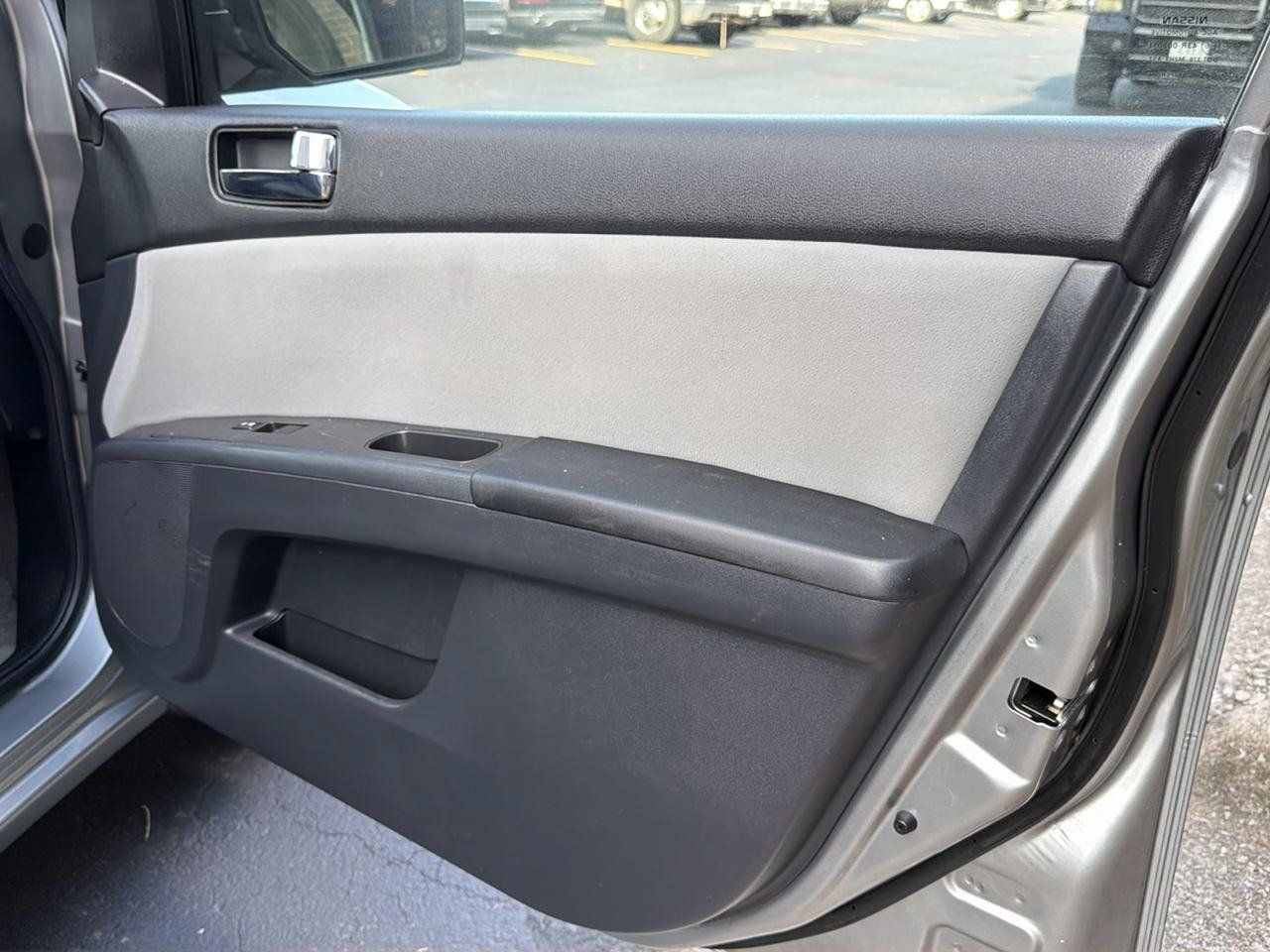 Used 2011 Nissan Sentra 2.0 S FWD image 34