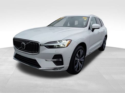 Used 2022 Volvo XC60 B5 Inscription w/ Advanced Package image 1