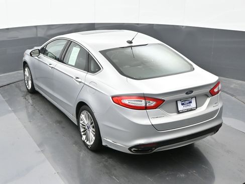 Used 2014 Ford Fusion SE w/ Equipment Group 202A image 33