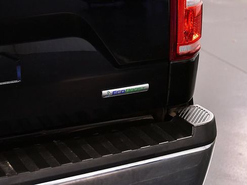 Used 2018 Ford F150 XL w/ Equipment Group 101A Mid AWD/4WD image 12
